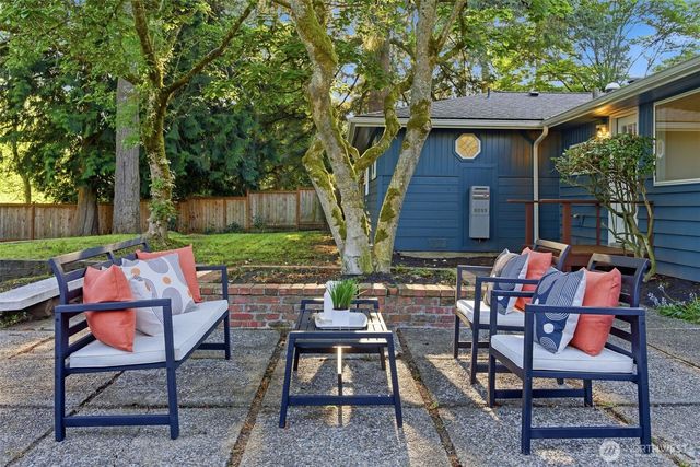 6123 NE 185th Street, Kenmore, WA 98028