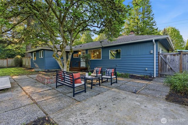 6123 NE 185th Street, Kenmore, WA 98028