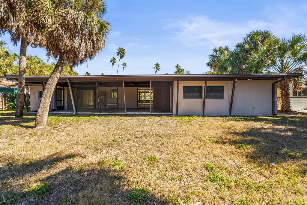 Image 63 of property listing at 3110 W DE BAZAN AVENUE, St Pete Beach, FL 33706