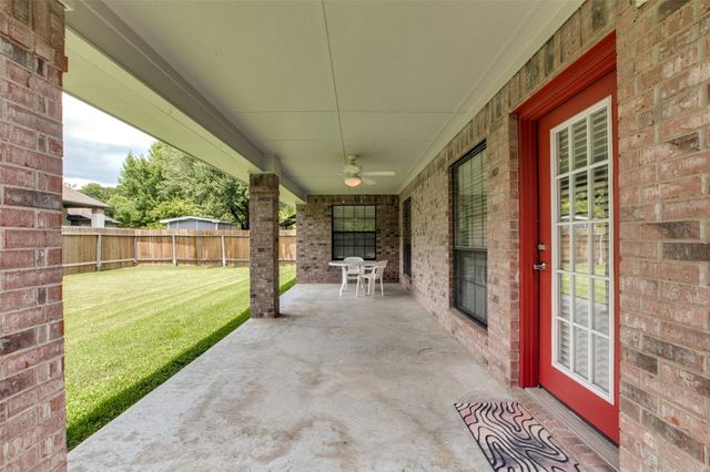 5106 Greenwater Drive, Willis, TX 77318