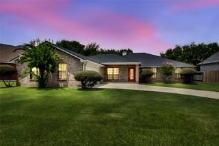 5106 Greenwater Drive, Willis, TX 77318