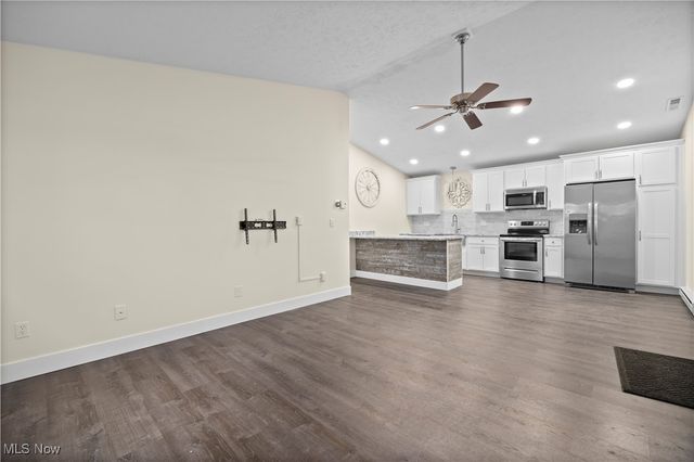 35873 Westminister Avenue, North Ridgeville, OH 44039