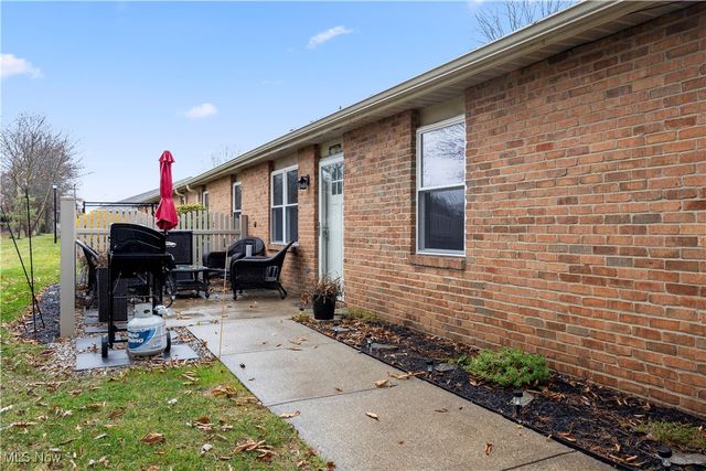 35873 Westminister Avenue, North Ridgeville, OH 44039