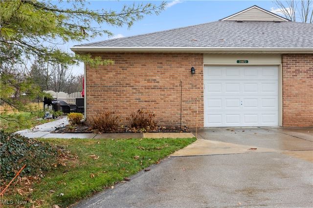 35873 Westminister Avenue, North Ridgeville, OH 44039