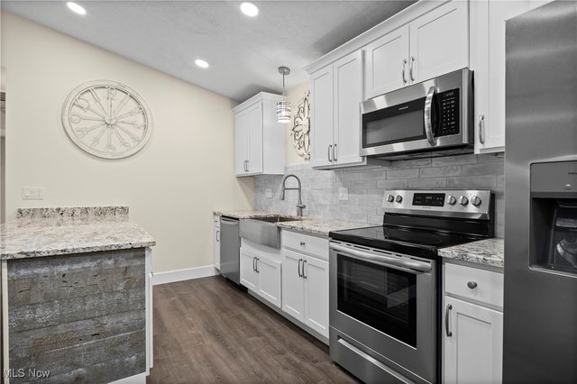 35873 Westminister Avenue, North Ridgeville, OH 44039