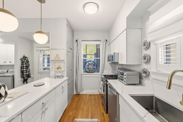 211 Pennsylvania Ave, Louisville, KY 40206