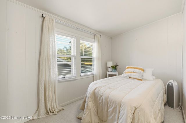 211 Pennsylvania Ave, Louisville, KY 40206