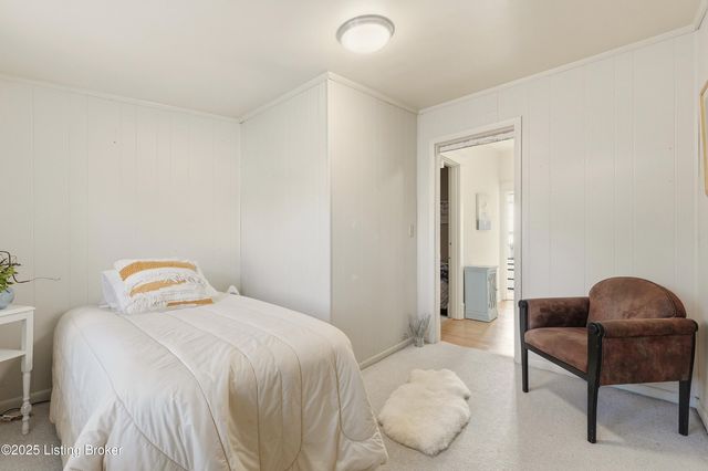 211 Pennsylvania Ave, Louisville, KY 40206