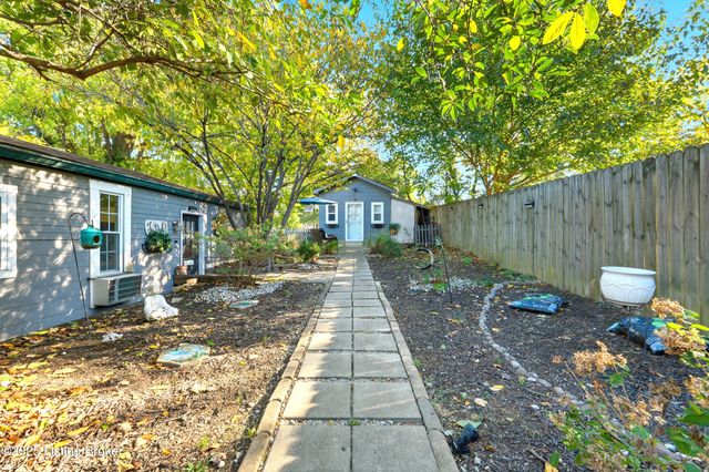 211 Pennsylvania Ave, Louisville, KY 40206