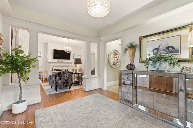 211 Pennsylvania Ave, Louisville, KY 40206