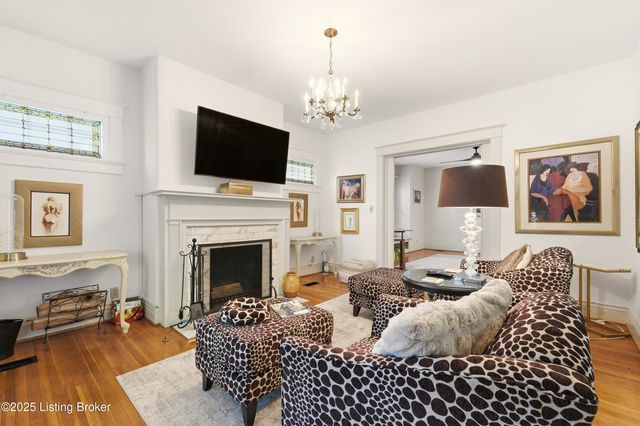 211 Pennsylvania Ave, Louisville, KY 40206