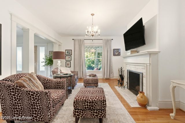 211 Pennsylvania Ave, Louisville, KY 40206