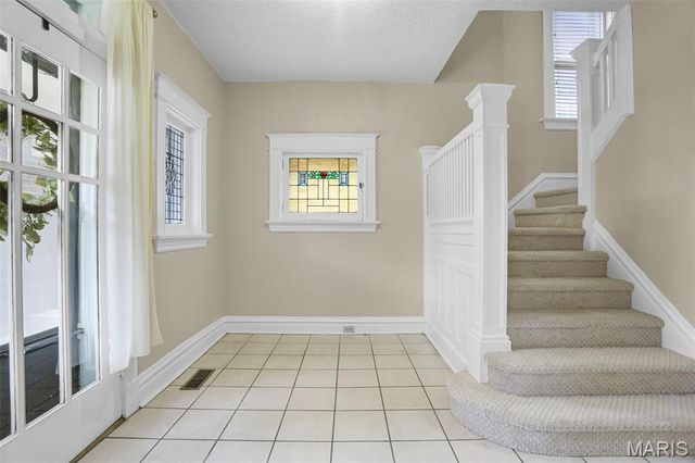 7005 Pershing Avenue, University City, MO 63130