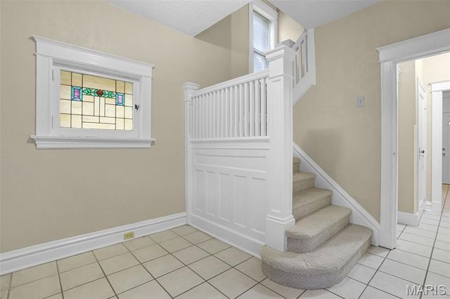 7005 Pershing Avenue, University City, MO 63130
