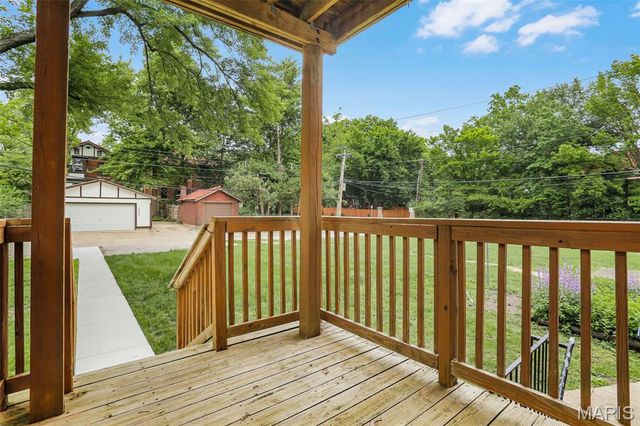 7005 Pershing Avenue, University City, MO 63130