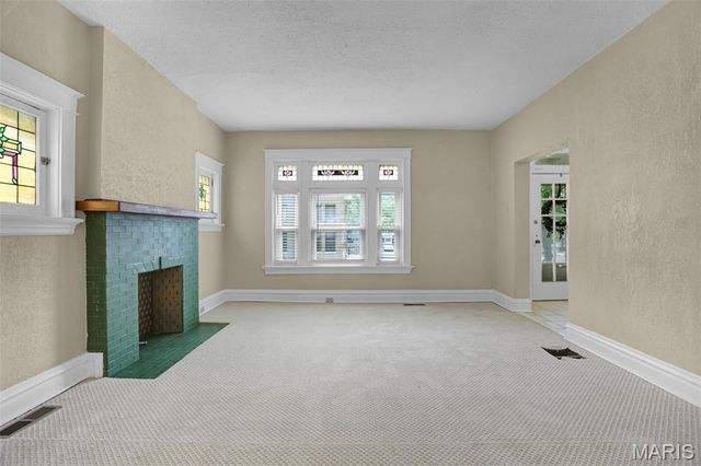 7005 Pershing Avenue, University City, MO 63130