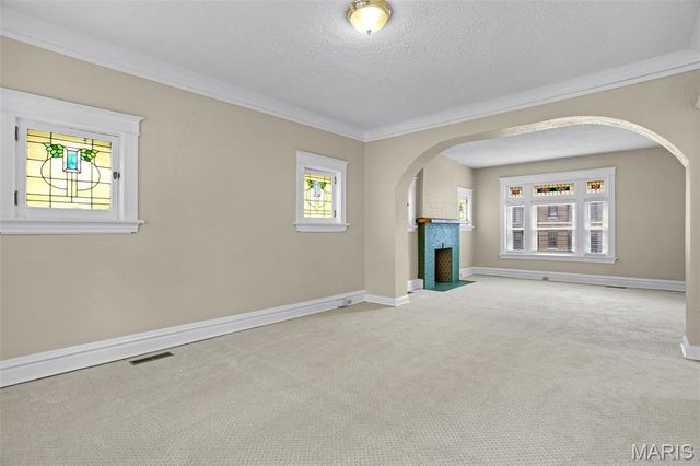 7005 Pershing Avenue, University City, MO 63130