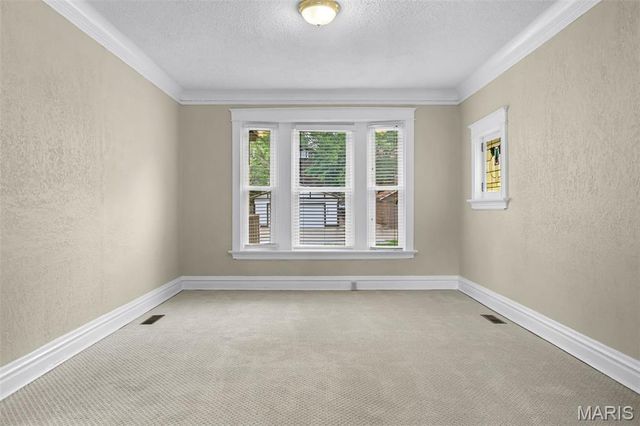 7005 Pershing Avenue, University City, MO 63130