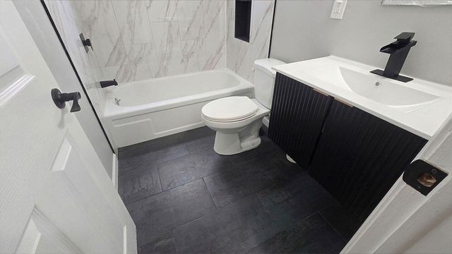 20764 Vermander Avenue, Clinton Township, MI 48035