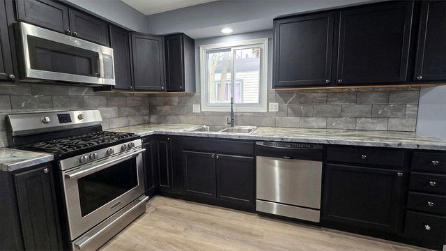 20764 Vermander Avenue, Clinton Township, MI 48035