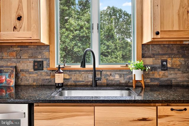 8 MANOR BROOK RD, Monkton, MD 21111