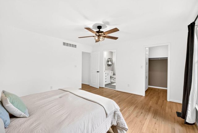 8 MANOR BROOK RD, Monkton, MD 21111