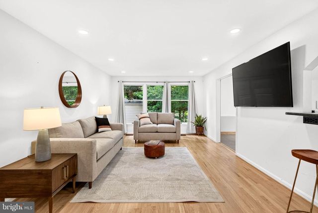 8 MANOR BROOK RD, Monkton, MD 21111