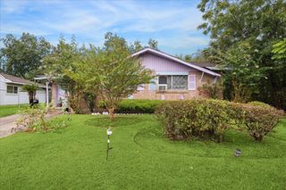 12711 Claygate Drive, Houston, TX 77047