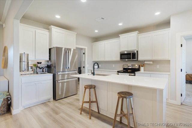 146 Bull Run, Calera, OK 74730