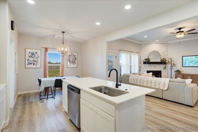 146 Bull Run, Calera, OK 74730