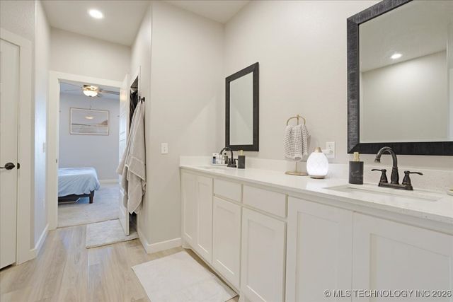 146 Bull Run, Calera, OK 74730