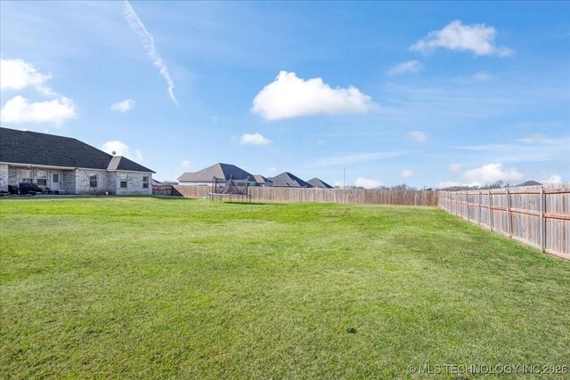 146 Bull Run, Calera, OK 74730