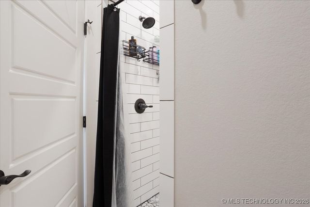 146 Bull Run, Calera, OK 74730