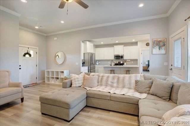 146 Bull Run, Calera, OK 74730