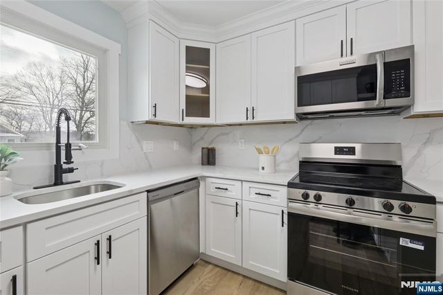 512 N Lake Shore Drive, West Milford, NJ 07421