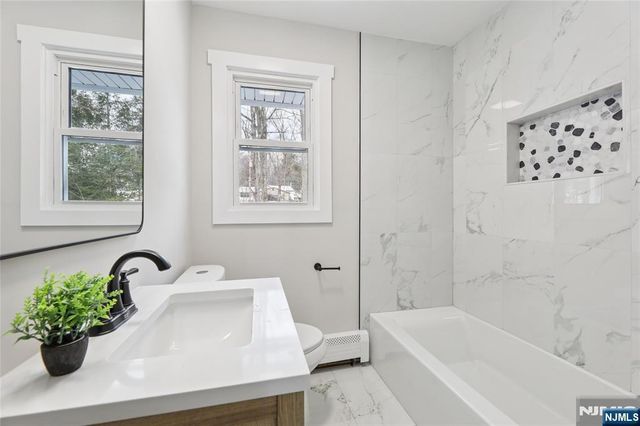 512 N Lake Shore Drive, West Milford, NJ 07421