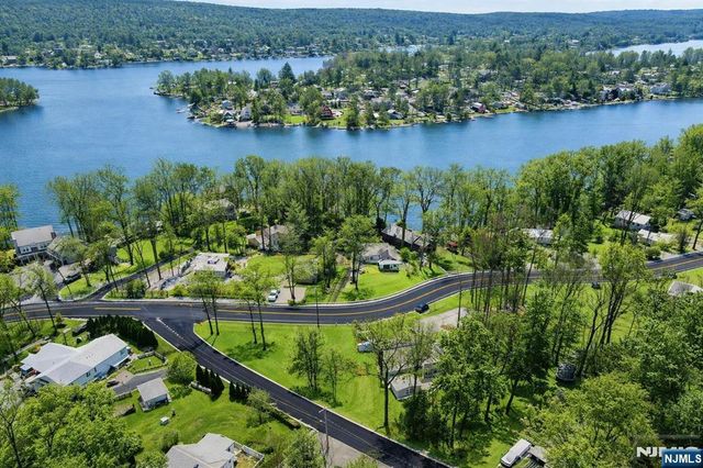 512 N Lake Shore Drive, West Milford, NJ 07421