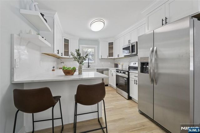 512 N Lake Shore Drive, West Milford, NJ 07421