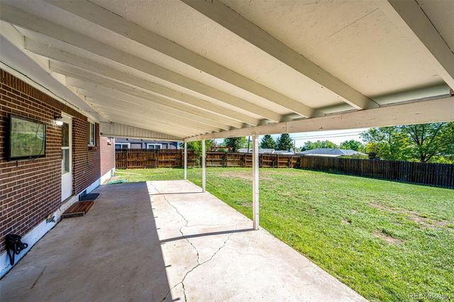 6724 S Ash Way, Centennial, CO 80122