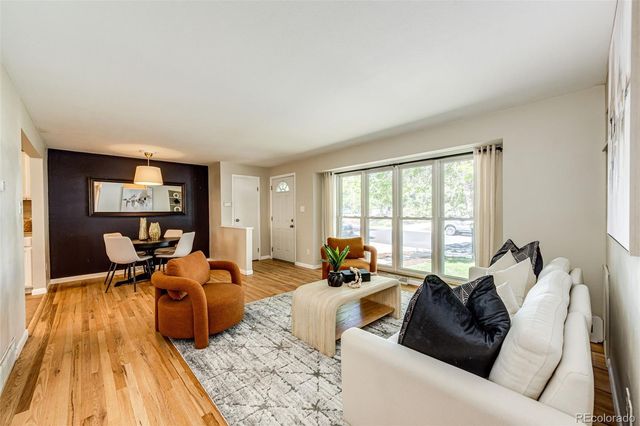 6724 S Ash Way, Centennial, CO 80122