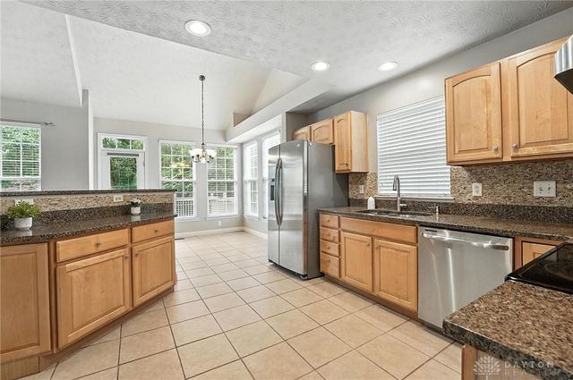 1800 Olde Haley Drive, Dayton, OH 45458
