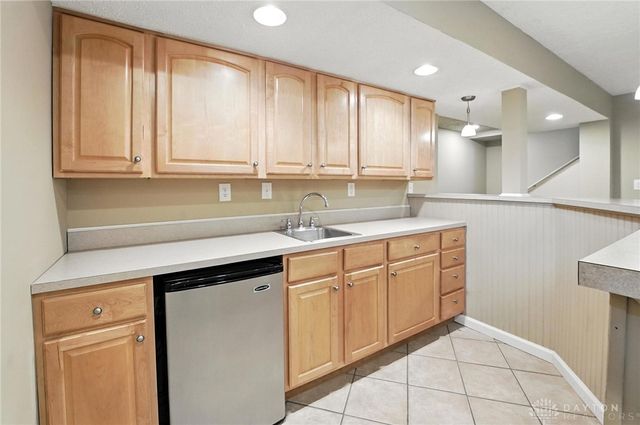 1800 Olde Haley Drive, Dayton, OH 45458