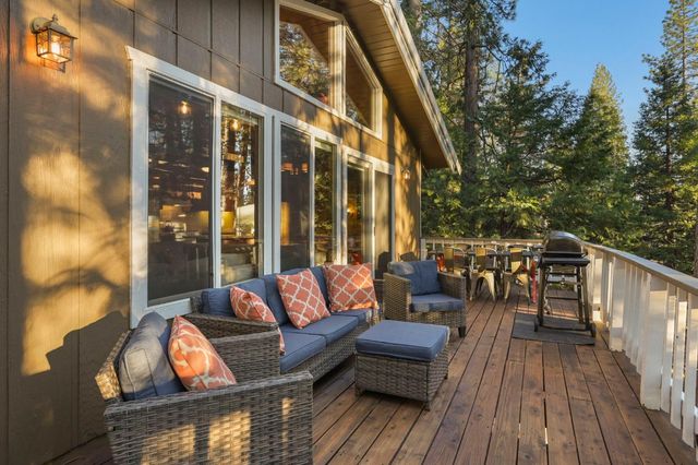 1883 Kit Carson Circle, Arnold, CA 95223