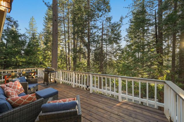 1883 Kit Carson Circle, Arnold, CA 95223