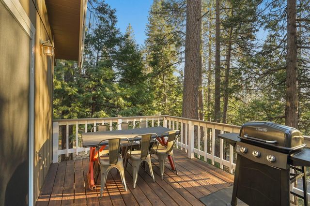 1883 Kit Carson Circle, Arnold, CA 95223