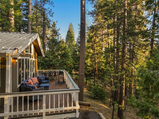 1883 Kit Carson Circle, Arnold, CA 95223