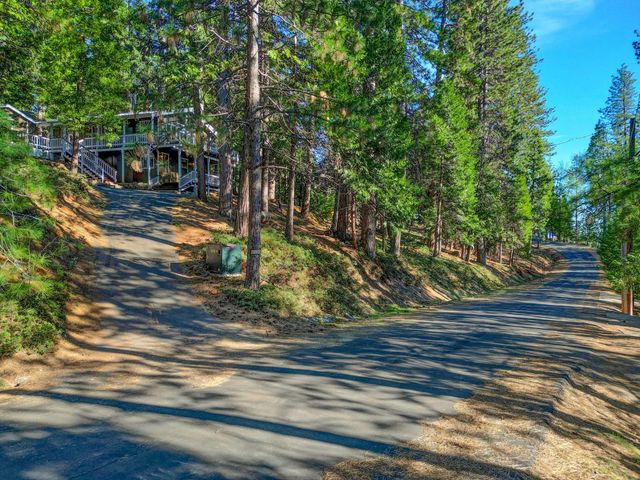 1883 Kit Carson Circle, Arnold, CA 95223