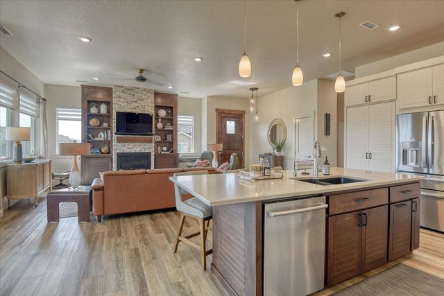 13622 N Eagle View Ln, Spokane, WA 99208