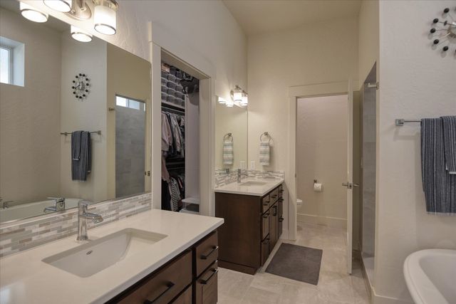 13622 N Eagle View Ln, Spokane, WA 99208