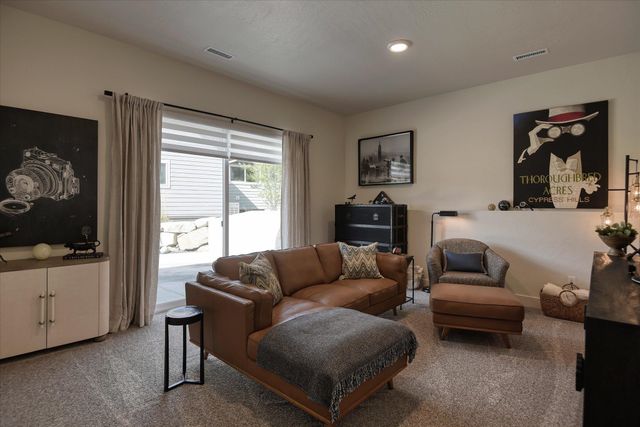 13622 N Eagle View Ln, Spokane, WA 99208